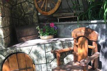 پانسیون Guest House Anahit Ijevan