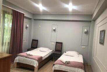 پانسیون Guest House Anahit Ijevan