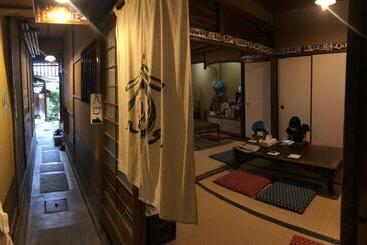 پانسیون Onomichi Guest House Anago No Nedoko
