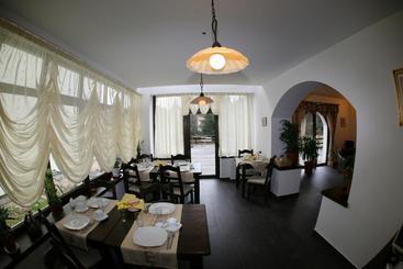 膳宿费 Timis Valley, Casa Eni&dan
