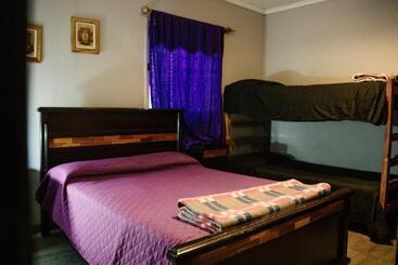 هاستل Hostal Namaste
