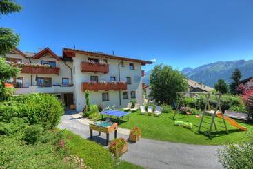 Пансион Apart Hotel Garni Kofler