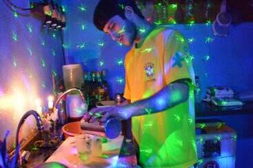 پانسیون Aquario Pousada Hostel   Night Club