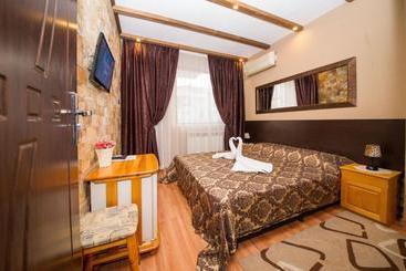پانسیون Guest House Amore