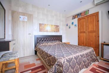 پانسیون Guest House Amore