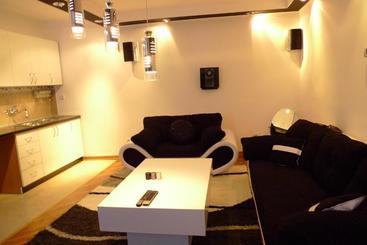 پانسیون Guest House Perla