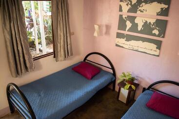 پانسیون Hostel La Botella De Leche   Tamarindo