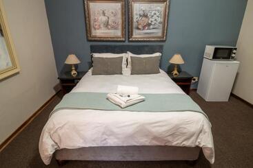 펜션 Lala Dene Lodge