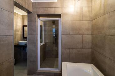 펜션 Lala Dene Lodge