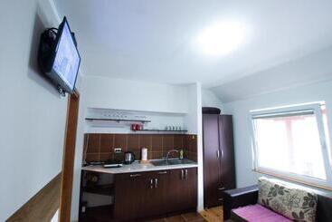پانسیون Rooms Sanja