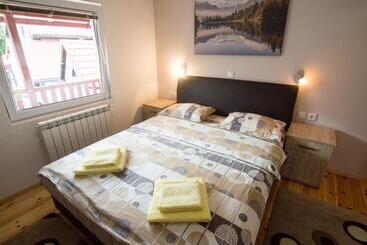 پانسیون Rooms Sanja