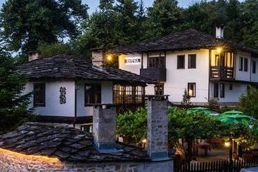 پانسیون Strannopriemnitsa Guest House