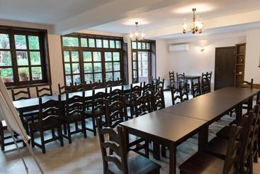 پانسیون Strannopriemnitsa Guest House