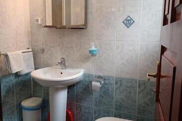 پانسیون Villa Obad Guest House