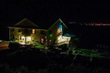 هاستل Castle Rock Country Inn