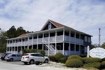 هاستل Scarborough Inn