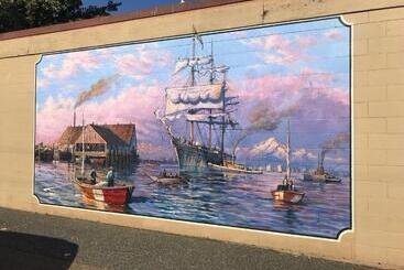 هتل The Steveston Cafe &