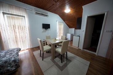 پانسیون Apartments Pavićević