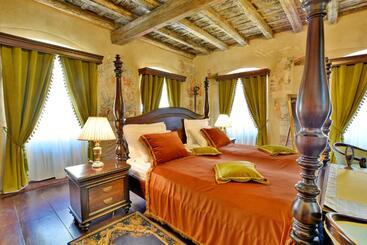 پانسیون Casa Georgius Krauss Sighisoara