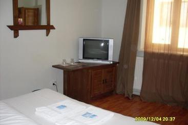 پانسیون Casa Oana