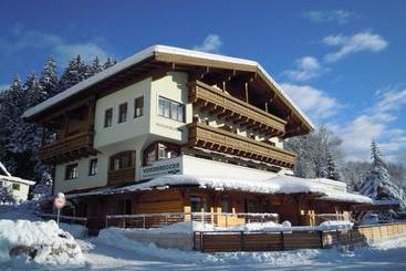 ペンション Gästehaus Vorderegger