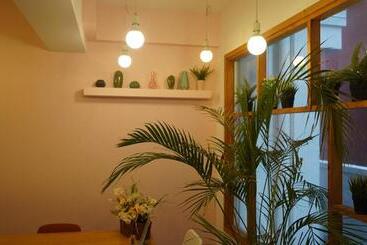 پانسیون Hannahstay Women Only Guesthouse