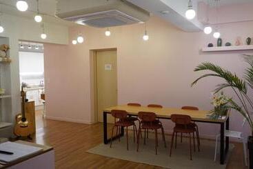 پانسیون Hannahstay Women Only Guesthouse
