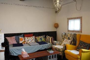 پانسیون Hannahstay Women Only Guesthouse