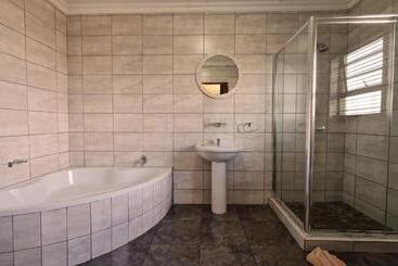 پانسیون Klein Bosveld Guest House