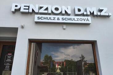 ペンション Penzion Dmz