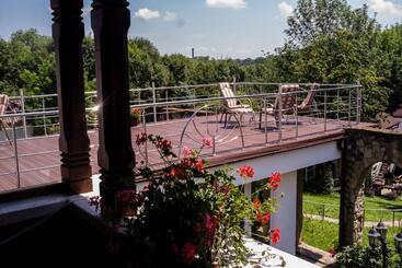 Rapsodia Pension