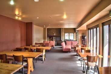 هاستل Drifters Inn