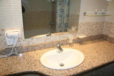 Aparthotel Vris