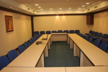 Aparthotel Vris