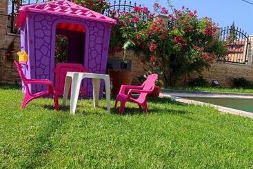 Family Hotel Velevi