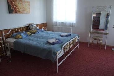 پانسیون Art Guesthouse
