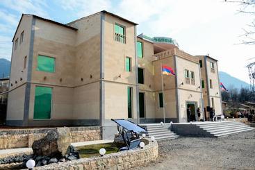 ペンション Gayane