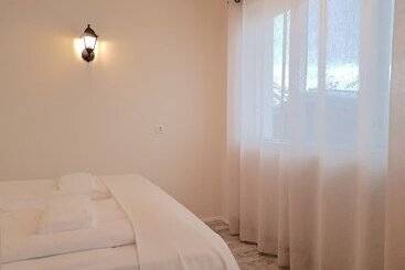 پانسیون Klara Guesthouse