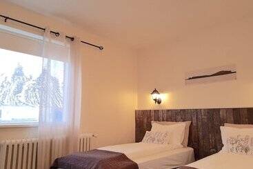 پانسیون Klara Guesthouse