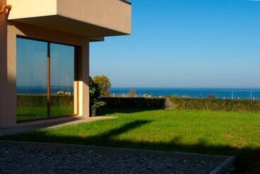 Seagarden Villa Resort
