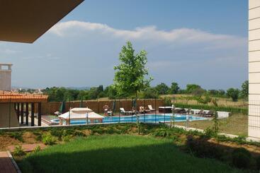 Seagarden Villa Resort