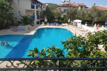 Tayfun Apart