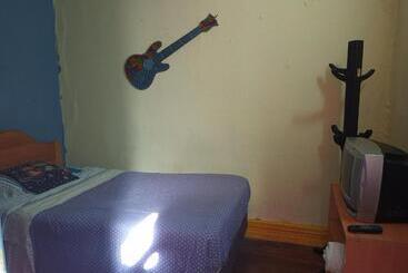 هاستل Hostal Del Gato