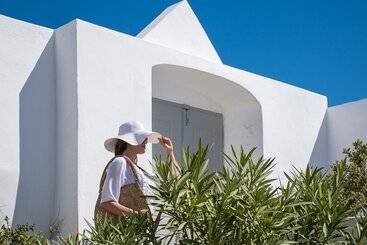 Amelot Art Suites