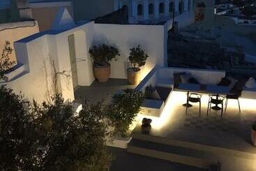 Amelot Art Suites