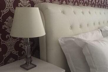 تختخواب و صبحانه Dimora San Biagio Suites&apartment