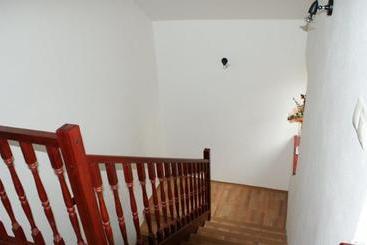 تختخواب و صبحانه Vila Ria