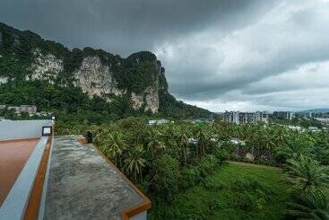 هتل Andaman Breeze Resort   Sha Plus