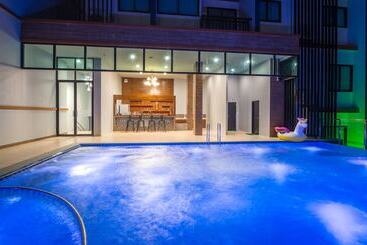 هتل Andaman Breeze Resort Sha Plus