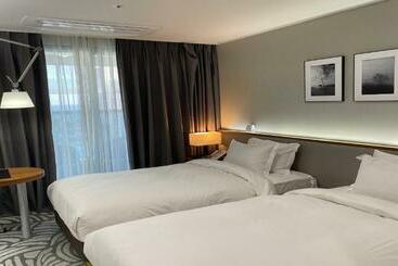 هتل Best Western Plus Gyeongju